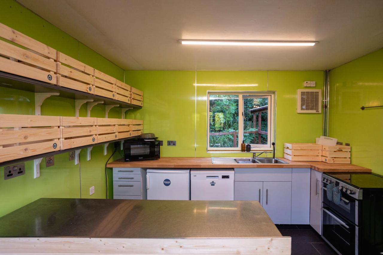 Hostel Highland Basecamp Lochaline Zewnętrze zdjęcie